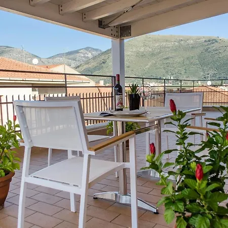 Apartament La Terrazza Su *