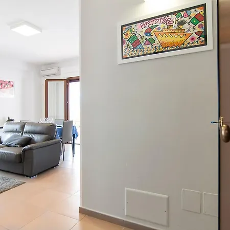 La Terrazza Su *